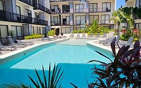 369 LUXURY APARTMENTS, URBAN TOWERS -PARKING FREE - 2 Pools